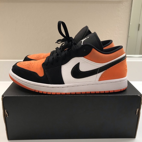 Air Jordan 1 Low Shattered Backboard Size 10.5 - Picture 2 of 8